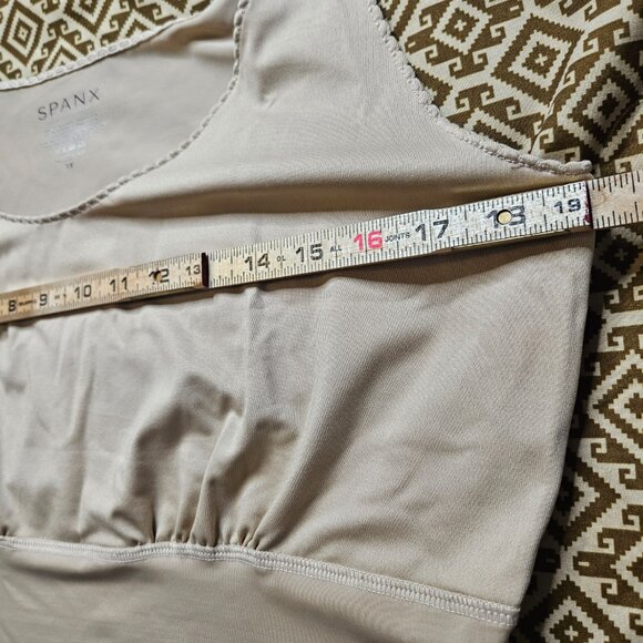 NWT Spanx Total Taming Tank Women's SZ 1X Nude Shapewear Hide & Sleek Top Layer - Picture 7 of 8